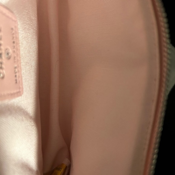 AUTHENTIC CHANEL PINK CLOTH MAKE UP BAG RARE Collectable piece Year - Picture 10 of 13